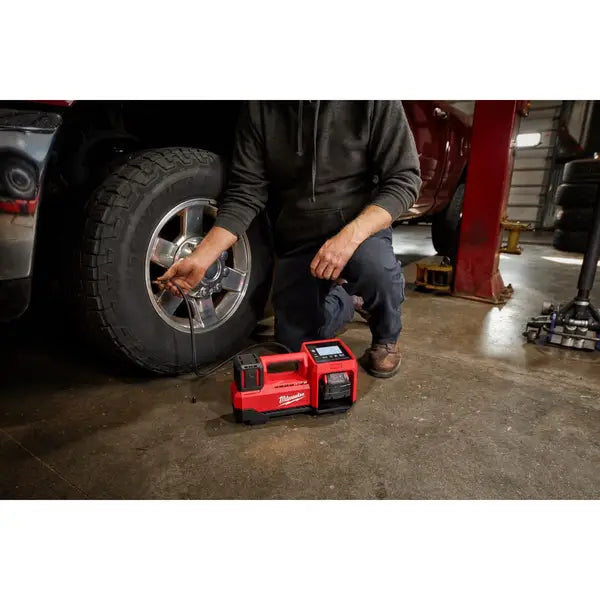 Milwaukee
M18 18-Volt Lithium-Ion Cordless Electric Portable Inflator (Tool-Only)