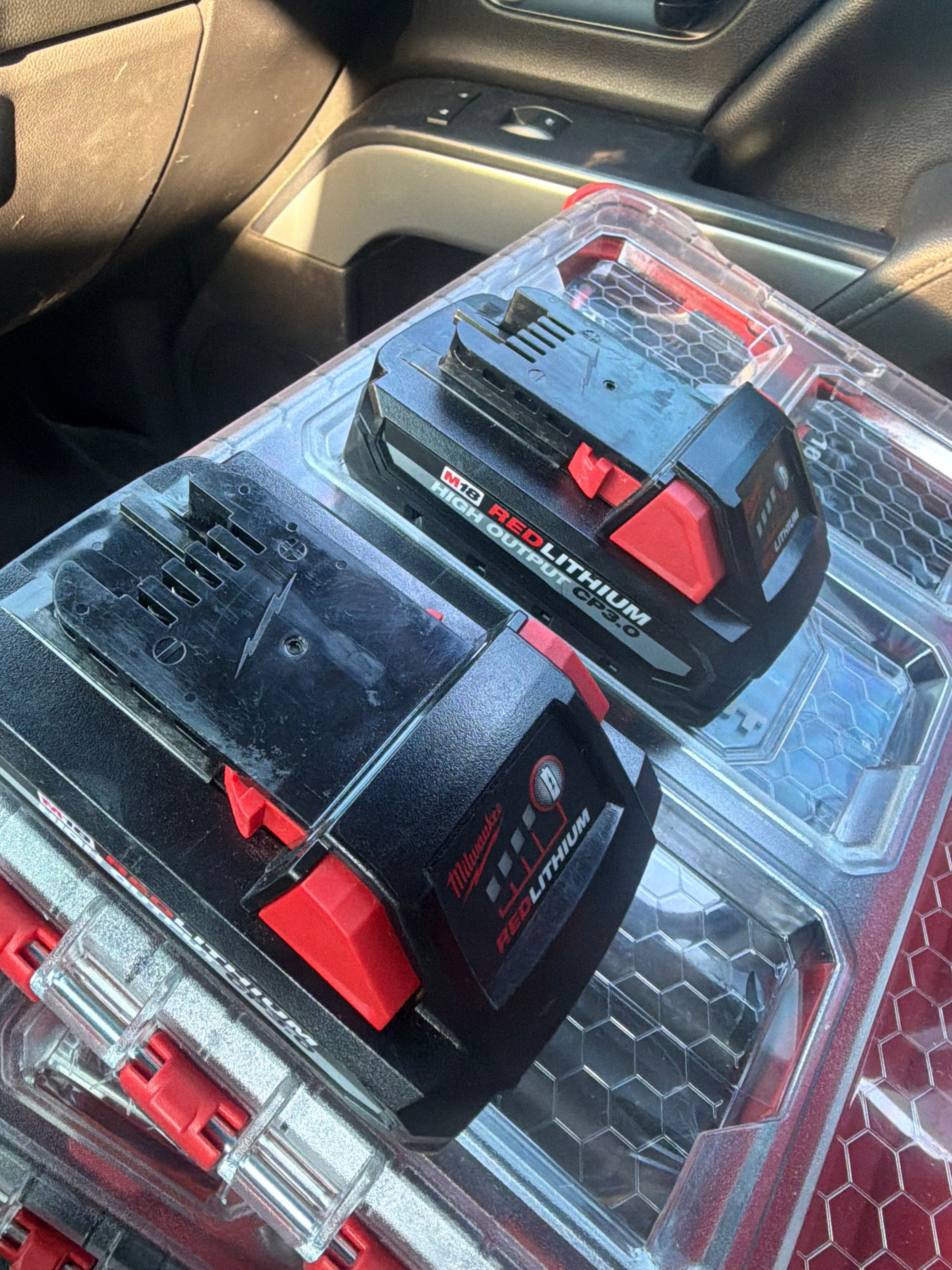 Milwaukee x4 pack  M1848-11-1835 M18 REDLITHIUM HIGH OUTPUT CP3.0 Battery