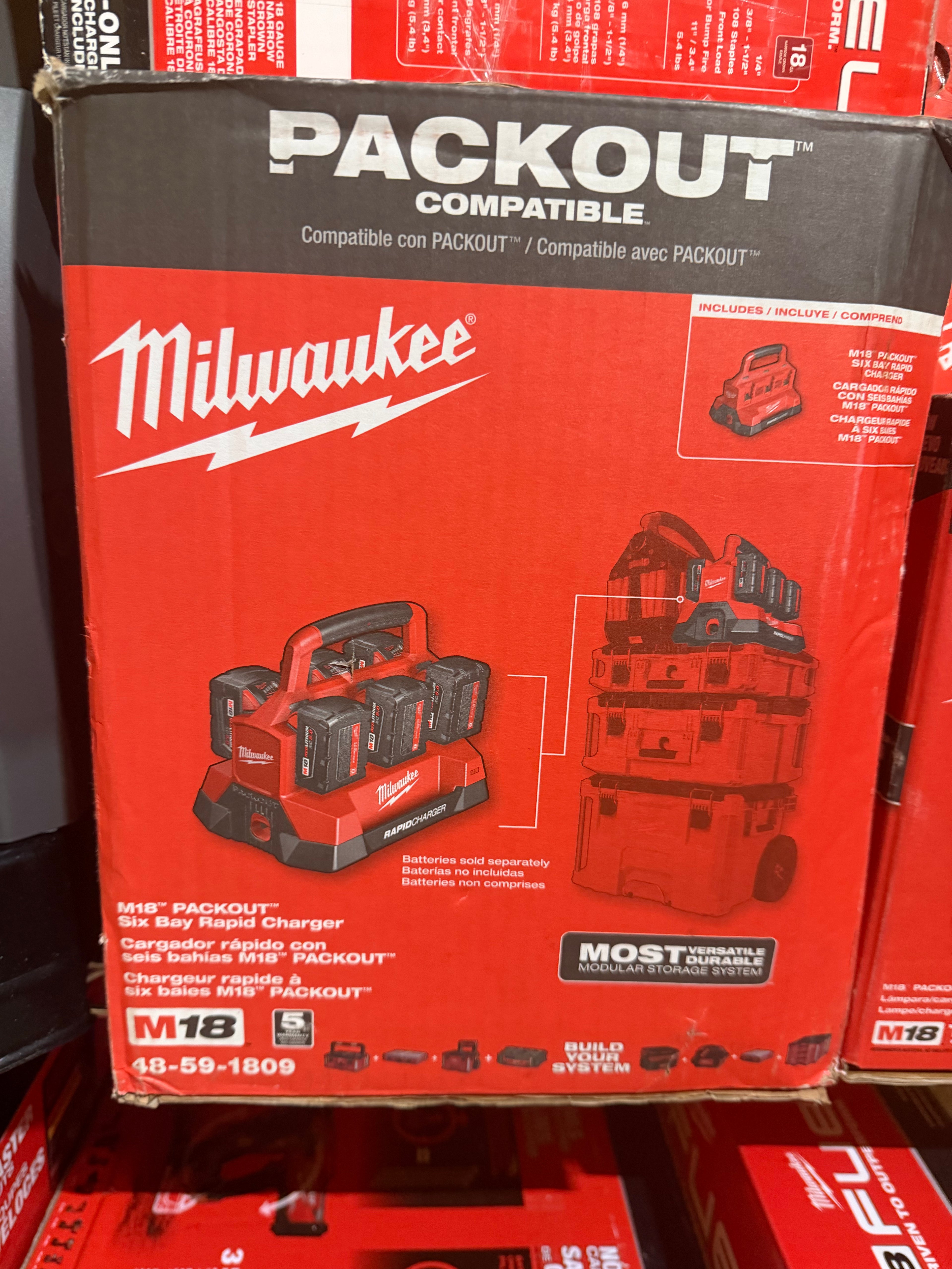Milwaukee 48-59-1809 M18 18V Lithium-Ion Packout 6-Port Rapid Charger
