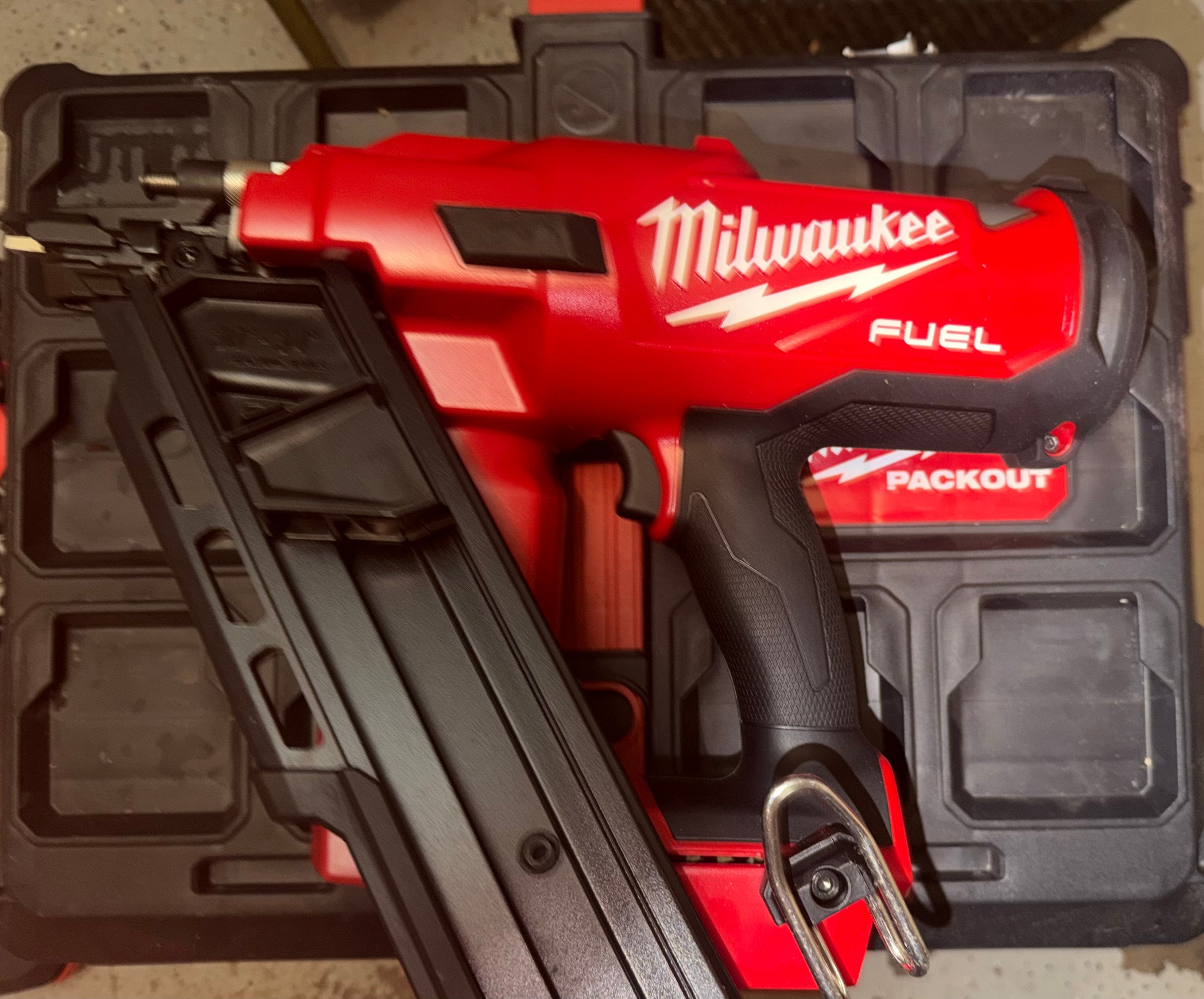 Factory Refurbished Milwaukee 2745-20  M18 FUEL™ 30 Degree Framing Nailer
