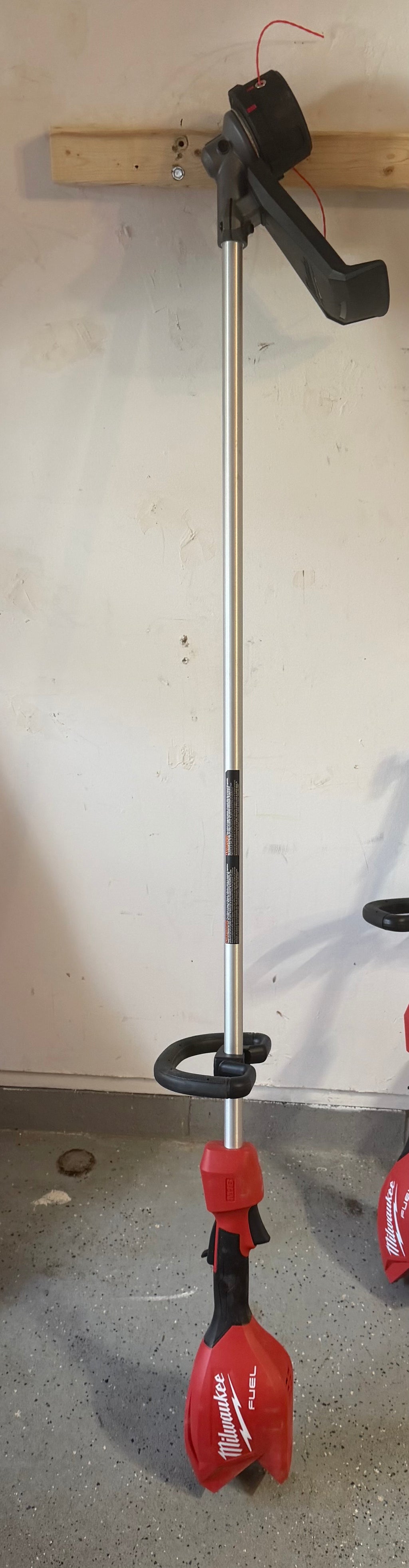 Open Box Milwaukee 3046-20 M18 FUEL™ 16" String Trimmer